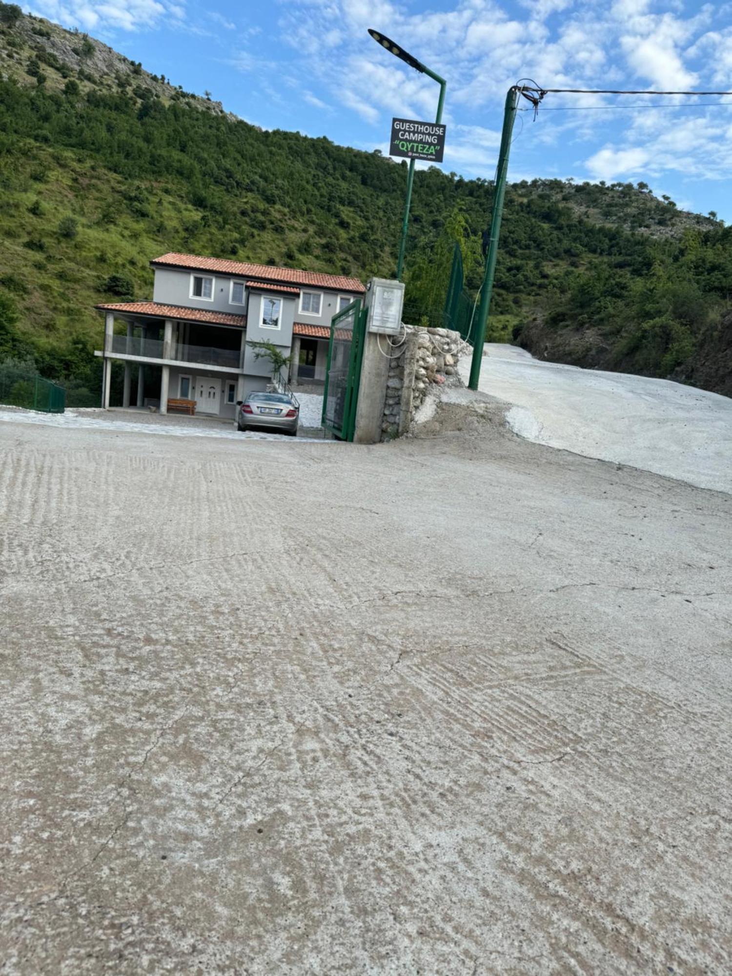 Qyteza Guest House & Camping Shkoder Bagian luar foto
