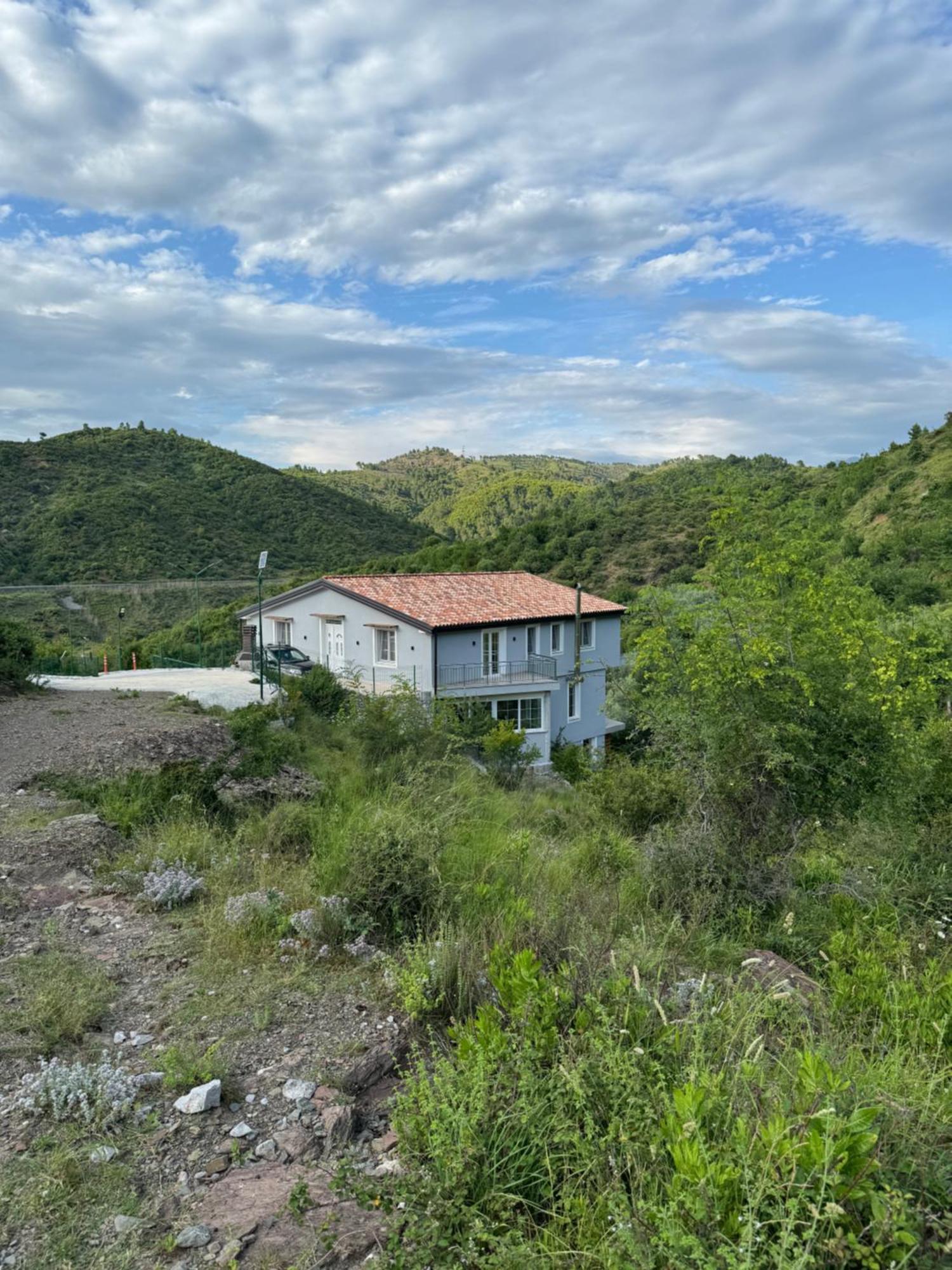 Qyteza Guest House & Camping Shkoder Bagian luar foto