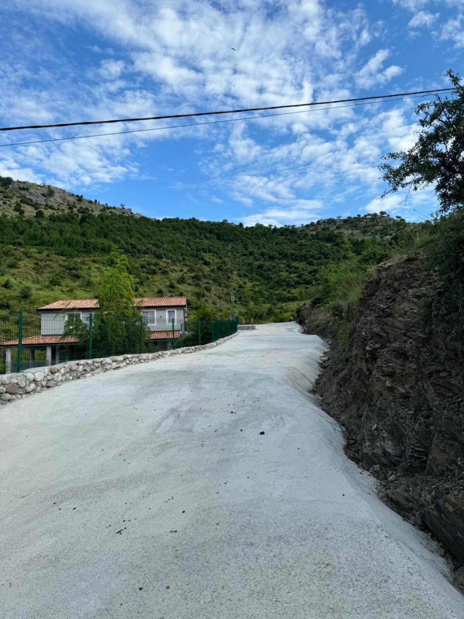 Qyteza Guest House & Camping Shkoder Bagian luar foto